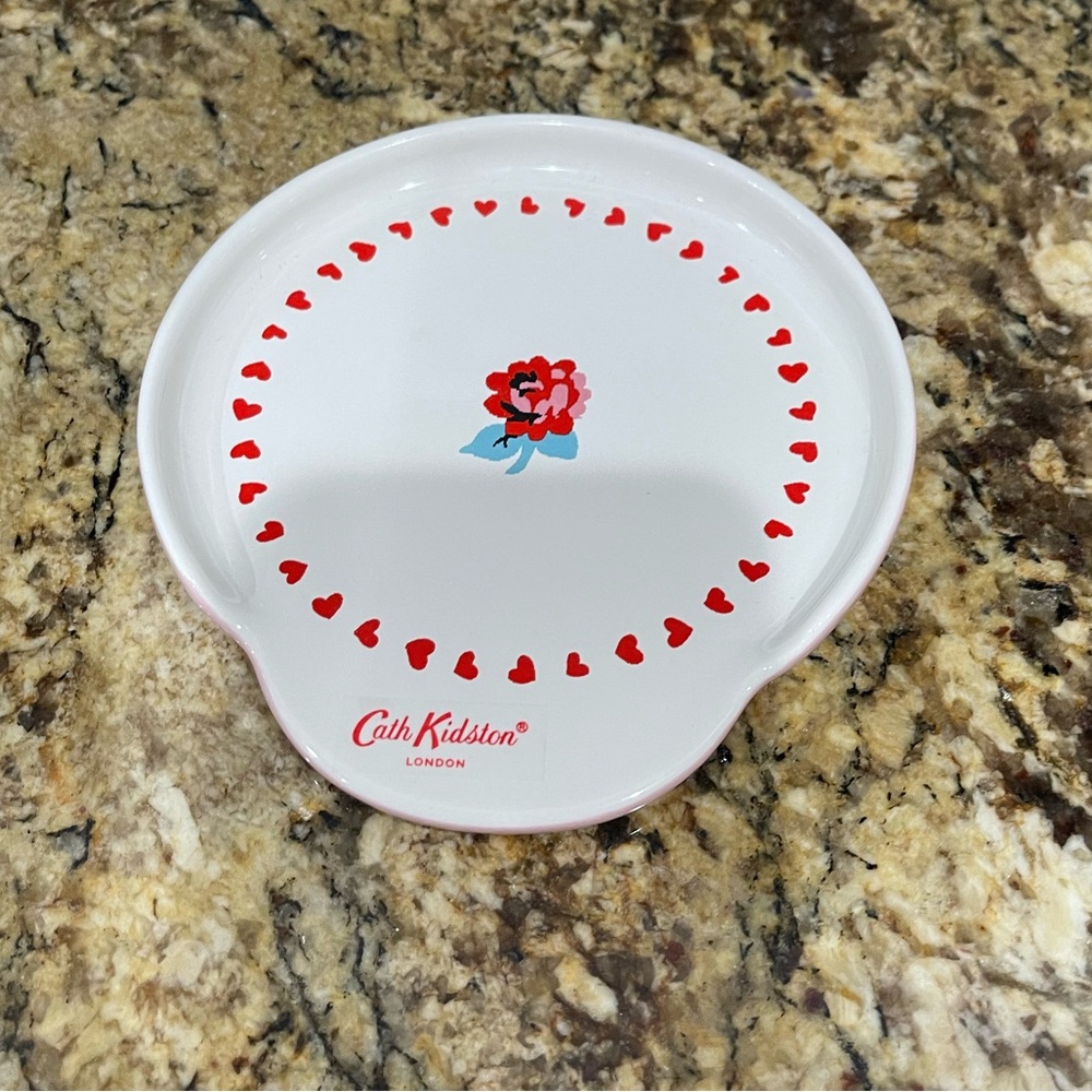 Cath Kidston hearts and floral design ceramic spoon rest or trinket  - Brand new